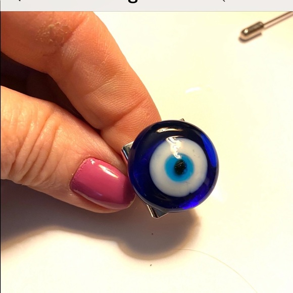 Evil Eye Adjustable Ring Not silver - Picture 3 of 4